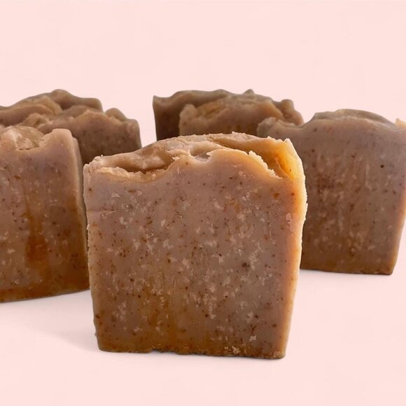 Honey and Oatmeal (Sweet Bee) Handmade Cold Process Soap - Picture 2 of 6